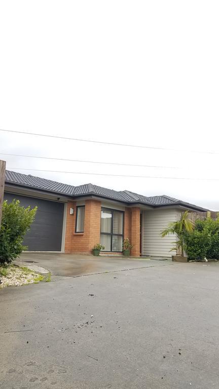 Fullhouse Hotel Auckland Exterior foto